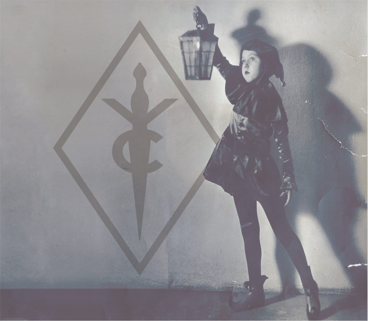 12747488_922325081179026_947523428249554451_o Youth Code, "Commitment to Complications"